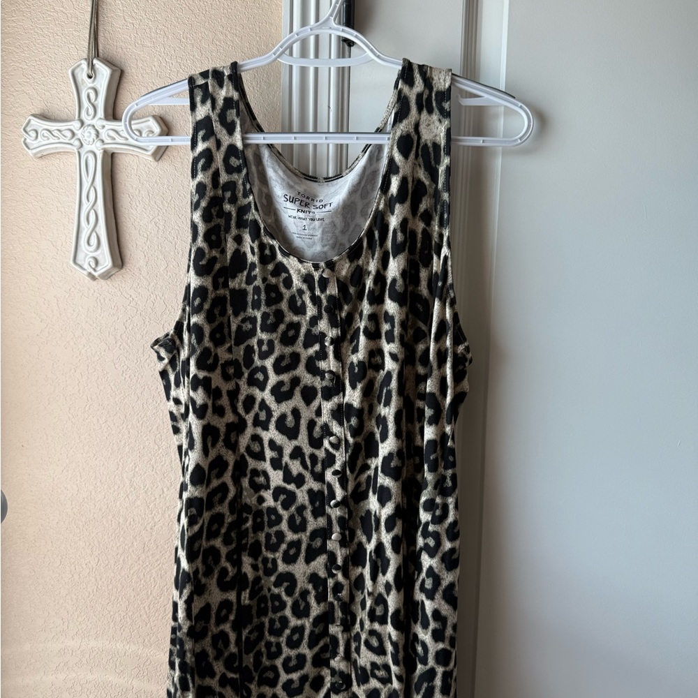 Torrid Tops - Picture 15 of 16